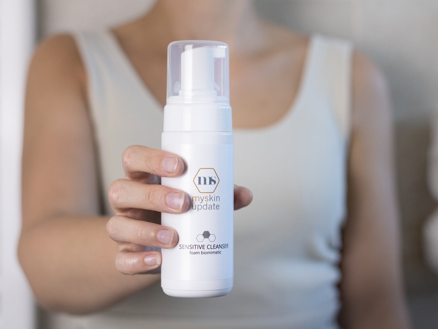 SENSITIVE CLEANSER foam biomimetic